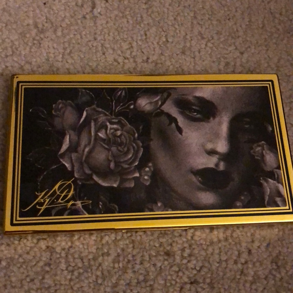 Kat Von D palette